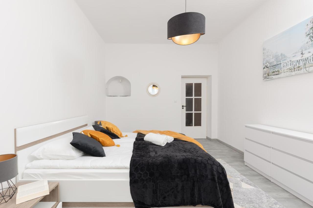 Metro Plac Wilsona Apartments Mickiewicza By Noclegi Renters Warszawa Eksteriør bilde