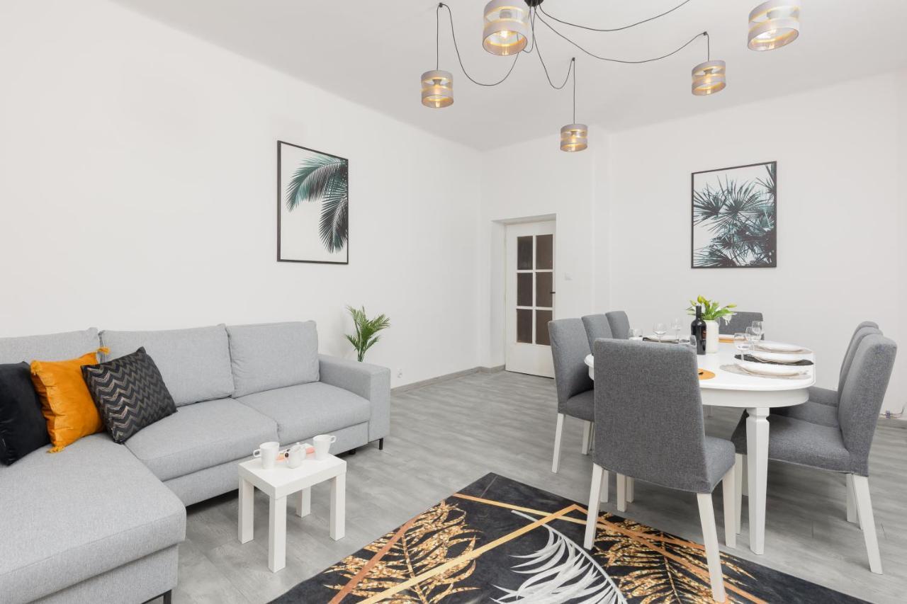 Metro Plac Wilsona Apartments Mickiewicza By Noclegi Renters Warszawa Eksteriør bilde