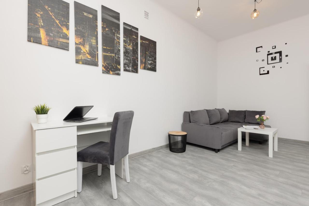 Metro Plac Wilsona Apartments Mickiewicza By Noclegi Renters Warszawa Eksteriør bilde