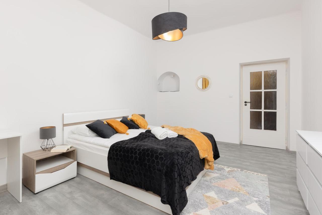 Metro Plac Wilsona Apartments Mickiewicza By Noclegi Renters Warszawa Eksteriør bilde
